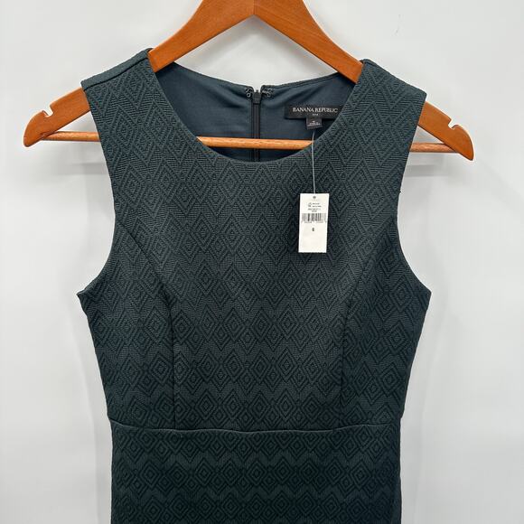 BANANA REPUBLIC FACTORY NWT Green Pattern Ruffle Hem Textured Dress // 6 - Picture 2 of 8